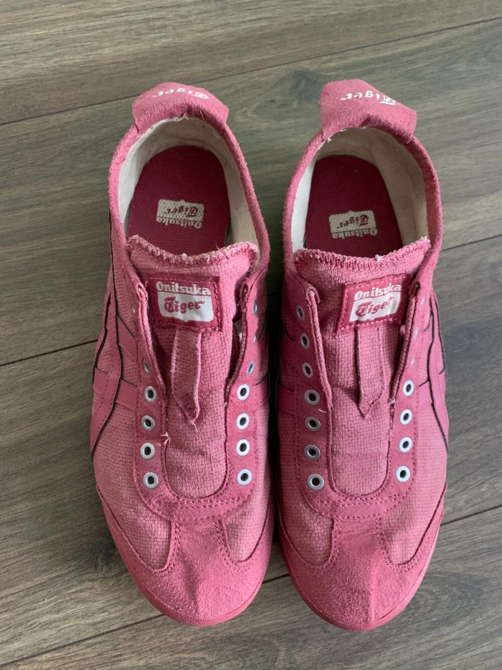 Authentic Onitsuka Tiger by Asics Mexico 66 Slip-on pink Women's size 9.5